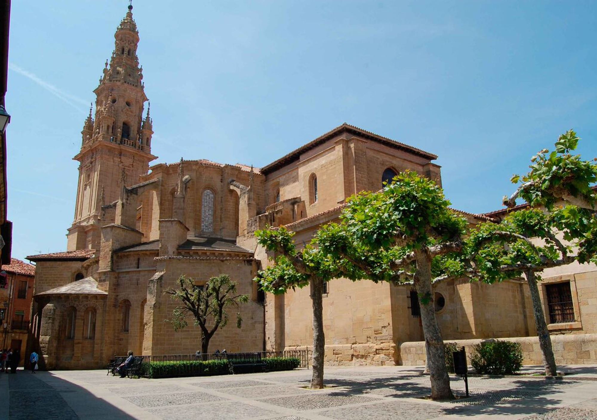visitas de los Monasterios de La Rioja San Millán de la Cogolla